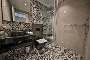 Beach Walk Luxury Suites