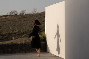 AKRI Suites Vourvoulos