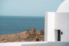 AKRI Suites Vourvoulos