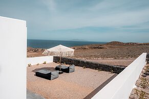 AKRI Suites Vourvoulos