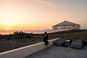 AKRI Suites Vourvoulos