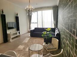 B411 FURNISHED APARTMENT WITH MAIDROOM