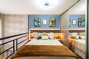 Praca Benedito Calixto - Duplex