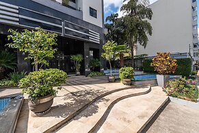 Praca Benedito Calixto - Duplex