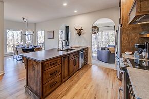 Luxury Mountain Home in Big Canoe! Golf / Lake / EV / Game Room!