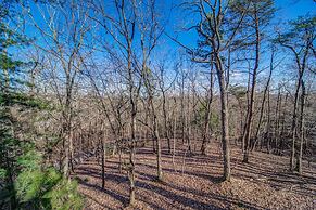 Luxury Mountain Home in Big Canoe! Golf / Lake / EV / Game Room!