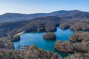 Luxury Mountain Home in Big Canoe! Golf / Lake / EV / Game Room!