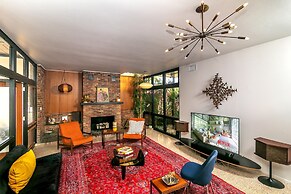 Mid Century Modern Experience