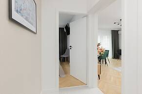 Apartment Heart of Warsaw by Renters
