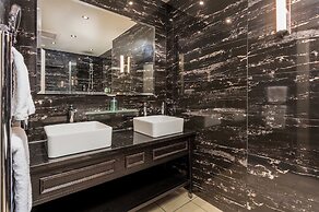 The Kylestrome Hotel