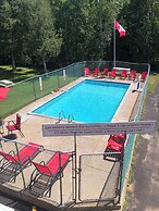 Motel 7 Inn & Suites