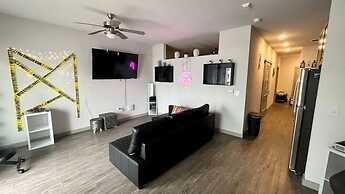 Sexy & Sensual 1BR Escape