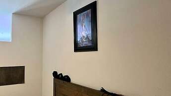 Sexy & Sensual 1BR Escape