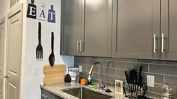 Sexy & Sensual 1BR Escape