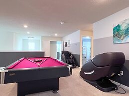 Luxurious Pool Home With Private Pool-2061lc 8 Bedroom Home by RedAwni