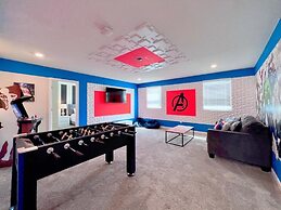 Spacious Home With Fun Decore And Game Room-4544tb 8 Bedroom Home by R