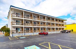 Orleans Court 224 1 Bedroom Condo by RedAwning