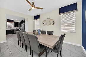 Luxury 6 Bedroom Gated Resort Villa Clo Villa by RedAwning