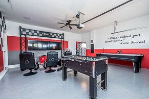 9 Bedroom With Princess and Mickey Rooms for kids 9 Villa by RedAwning