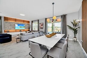 9 Bed Home With Theme Bedrooms Game Room,Pool Spa 9 Villa by RedAwning