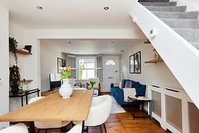 The Elmbridge Getaway - Glamorous 2bdr With Garden