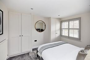 The Elmbridge Getaway - Glamorous 2bdr With Garden