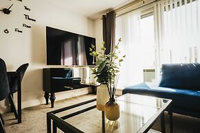 Chic 2 Bedroom Apartment Salford Quays, the Lowry