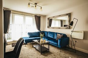 Chic 2 Bedroom Apartment Salford Quays, the Lowry