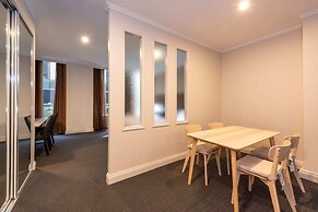Chic 1-bedroom Apartment in Melbourne CBD