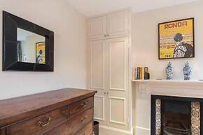 Marvellous 1 bed Fulham Apt w Terrace