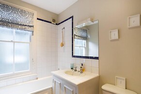 Marvellous 1 bed Fulham Apt w Terrace