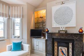 Marvellous 1 bed Fulham Apt w Terrace