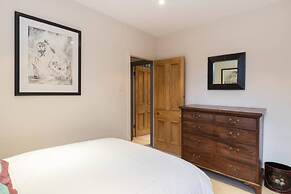Marvellous 1 bed Fulham Apt w Terrace