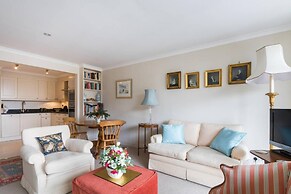Bright Traditional 1bed Battersea Riverside Apt