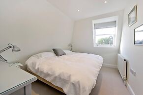 Long Stay Discounts - Spacious 4bed Battersea