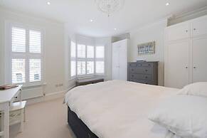 Long Stay Discounts - Spacious 4bed Battersea