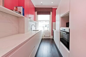 Luxury Kensington Apartment