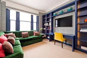 Luxury Kensington Apartment
