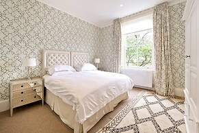 Luxury Kensington Apartment