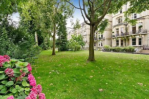 Stunning 2-bed Chelsea Apt