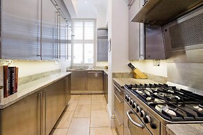 Stunning 2-bed Chelsea Apt