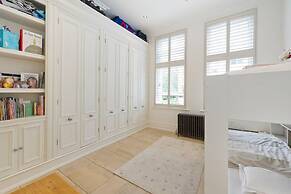 Stunning 2-bed Chelsea Apt