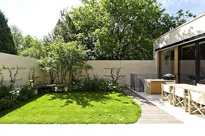 Stunning Fulham Apartment