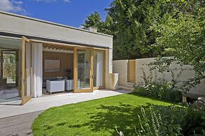 Stunning Fulham Apartment