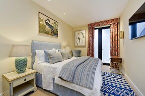 Stunning Fulham Apartment