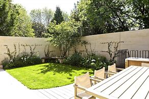 Stunning Fulham Apartment