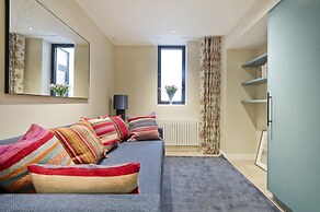 Stunning Fulham Apartment