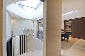 Stunning Fulham Apartment