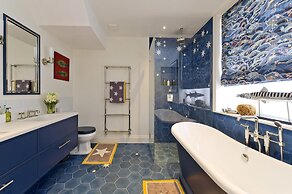 Stunning Fulham Apartment
