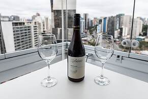 Pinheiros Best Studio Pool Parking  Wifi